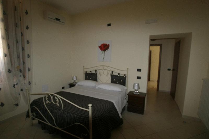 Tavernola - Locanda Di Campagna Battipaglia Exteriör bild