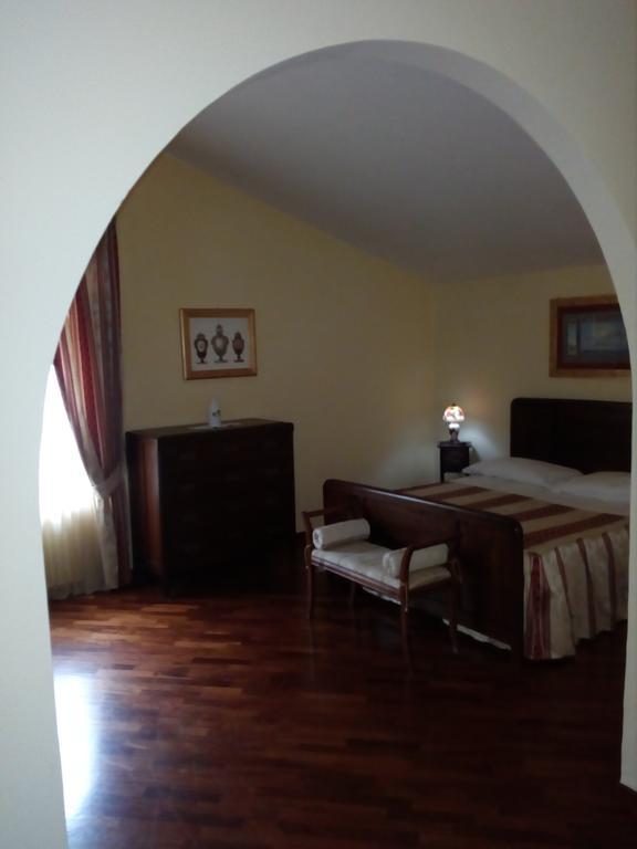 Tavernola - Locanda Di Campagna Battipaglia Exteriör bild